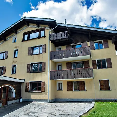 ゲストハウス Apartments And Rooms Chesa Silva - Silvaplana *