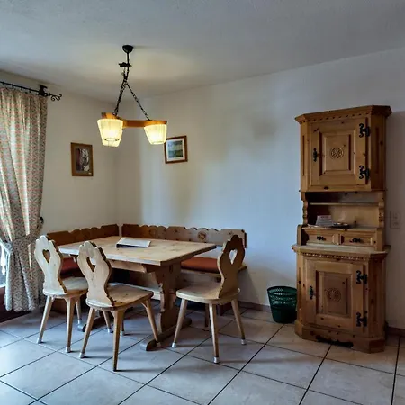 Apartments And Rooms Chesa Silva - Silvaplana